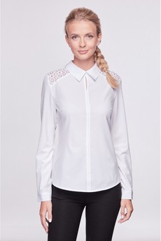 Белая блузка с гипюром Marimay